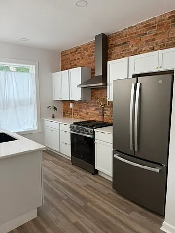 617 N Ashburton St — Photo 2