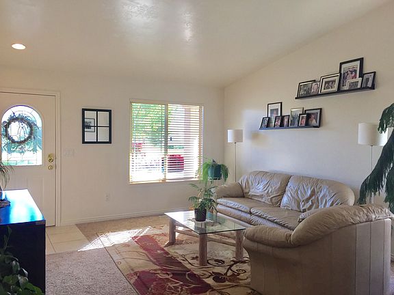 2nd image of 34 Club House Dr