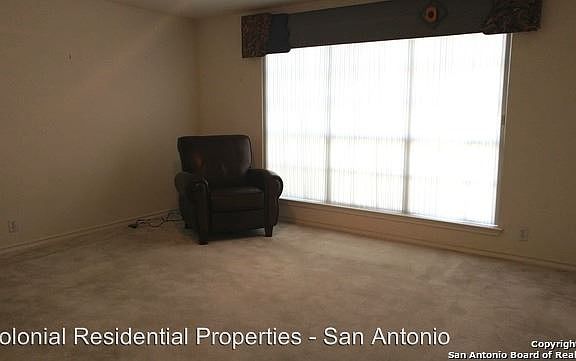 4th image of 1107 Lightstone Dr