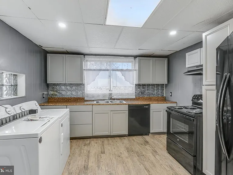 212 Beaver Rd #1 — Photo 7