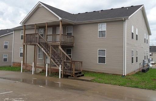 1st image of 423 Alma Ln APT E