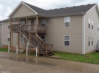 423 Alma Ln APT E, Clarksville, TN 37043