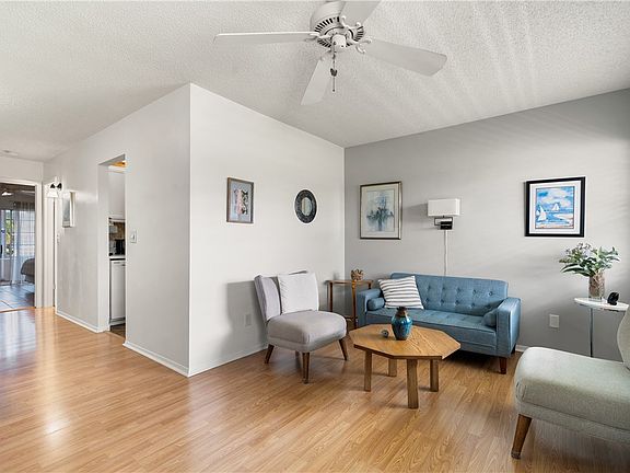 2nd image of 38 Pine Arbor Ln APT 204