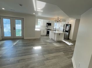 8 Saint Charles Ct, Stafford, VA 22556