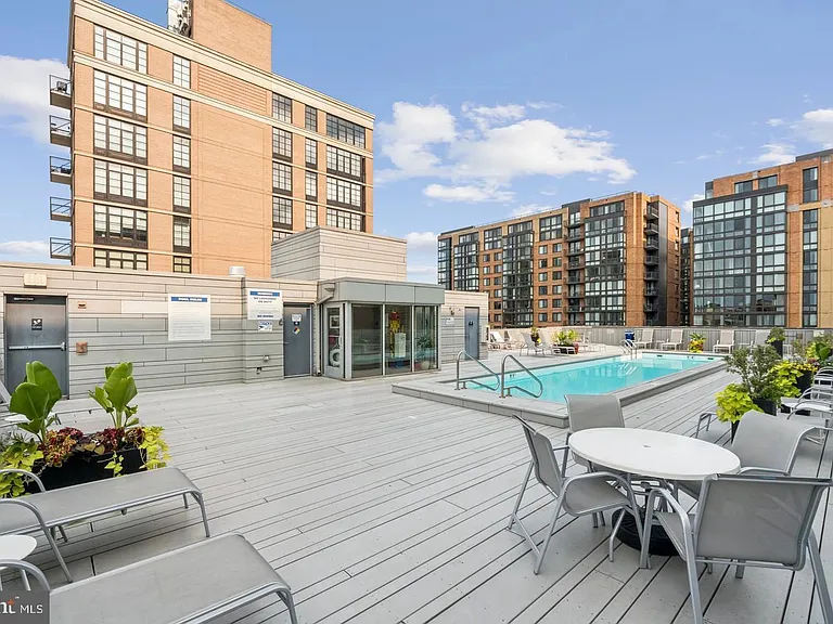 437 New York Ave NW #420 — Photo 27