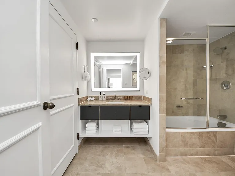 1300 Lamar St #S8 — Photo 39