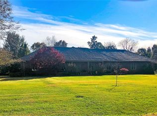 403 E 1st St, Lamar, MO 64759