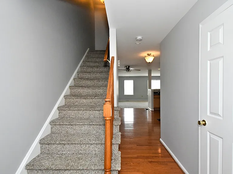 1028 Balley Dr — Photo 5