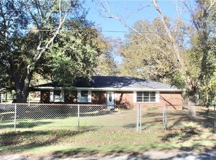 15 Ruth Dr, Pineville, LA 71360