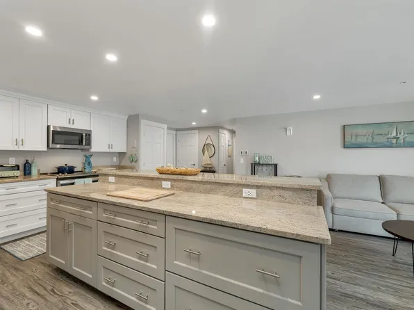 407 Ocean Boulevard #B10, Hampton, NH 03842