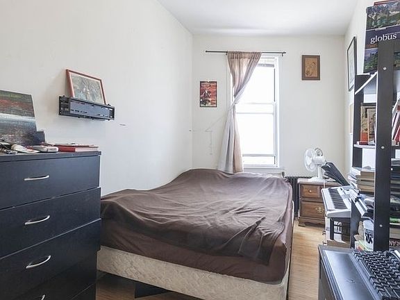 5th image of 2919 Astoria Blvd Fl 3
