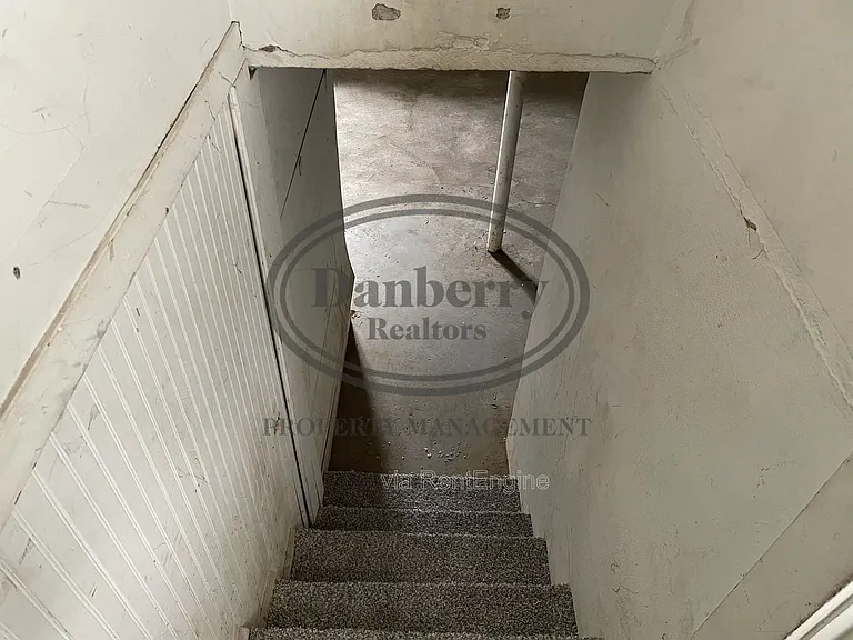 931 Tiffin Ave — Photo 20