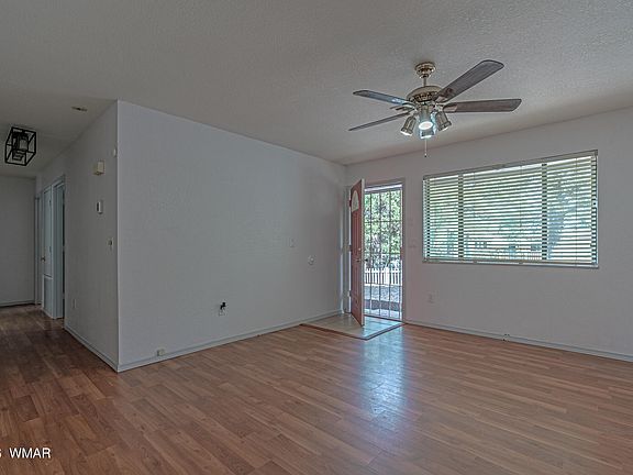 5th image of 660 S 6th Ave