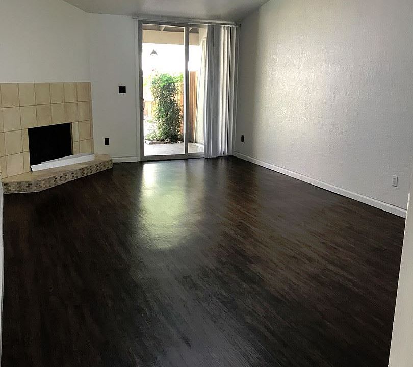 1st image of 744 Parkhaven Way