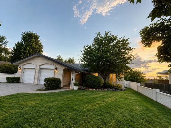 7116 S Ponderosa Dr, Cottonwood Heights, UT 84121