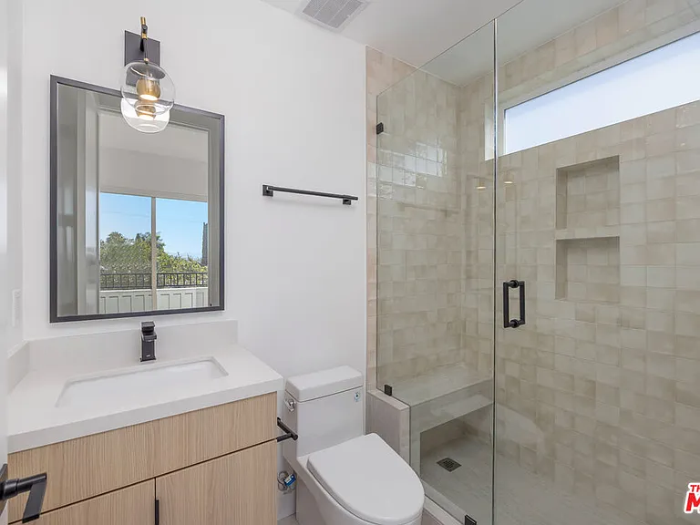 1334 Mohawk St — Photo 17