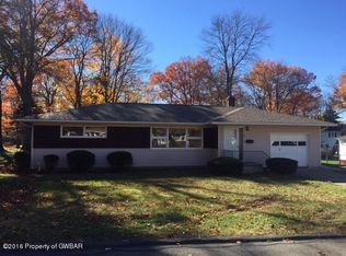 47 Forest Rd, Mountain Top, PA 18707