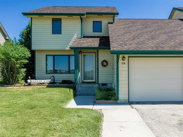 3B Statesboro Dr, Belle Fourche, SD 57717