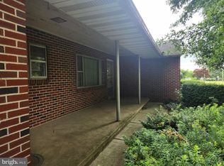 281 Peach Bottom Rd, Willow Street, PA 17584