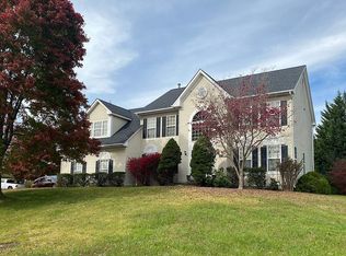 9300 Hillsborough Dr, Frederick, MD 21701