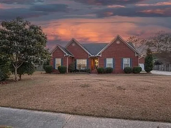 402 Roslyn Glen Way, Dothan, AL 36305