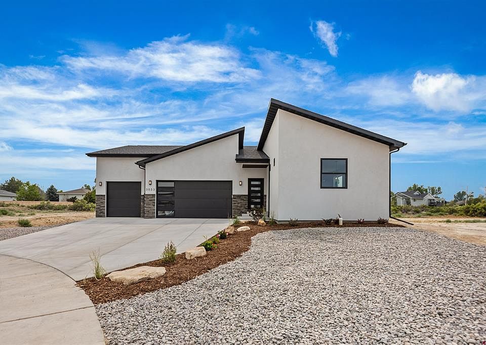1st image of 3033 Cook Drive