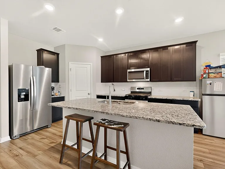 17617 Fairbridge Ln — Photo 9