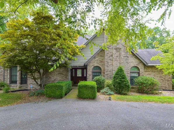 5 Calypso Ct, Belleville, IL 62221