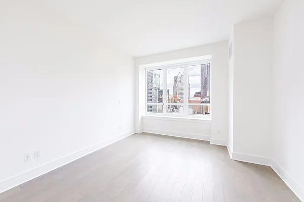 Rented by Level Group | media 18