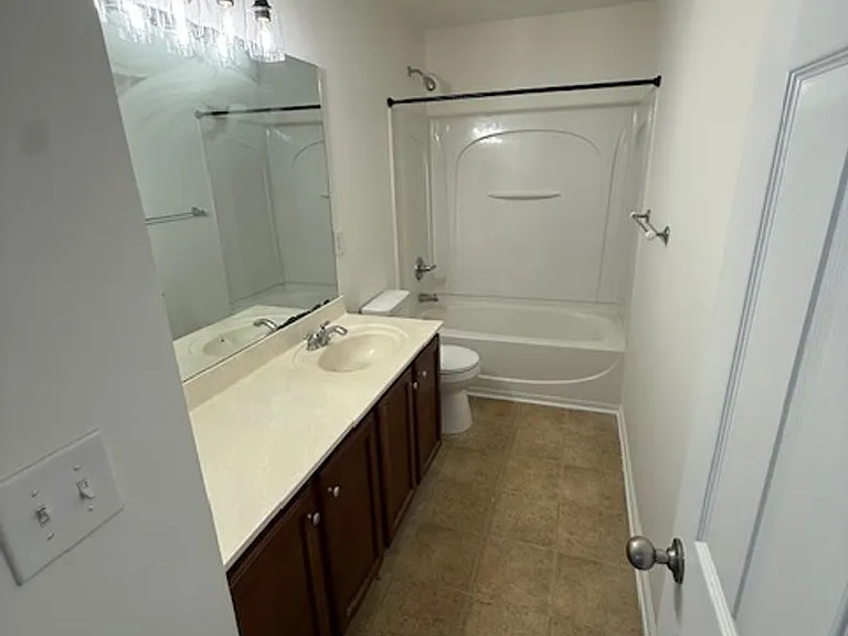 6423 Hermsley Rd — Photo 13