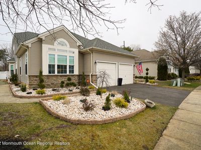 32 Devereux Drive, Manchester, NJ, 08759