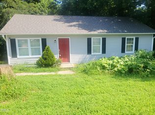 708 Ileagnes Rd, Raleigh, NC 27603