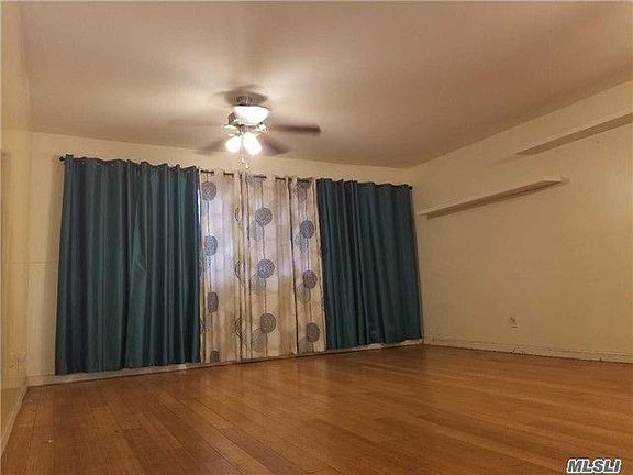 3rd image of 15523 Foch Blvd