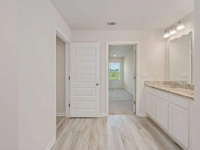 5092 Gaineswood Dr — Photo 24