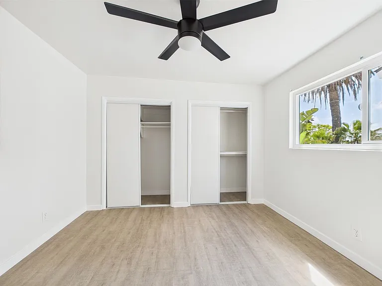 4912 Muir Ave Coastal Living near Beach — Photo 17
