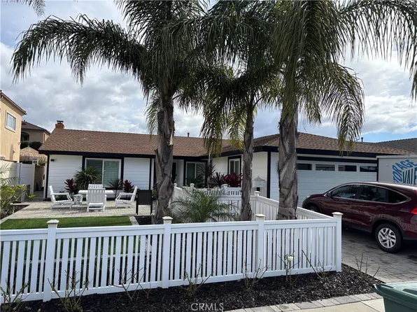 21142 Shepherd Ln, Huntington Beach, CA 92646