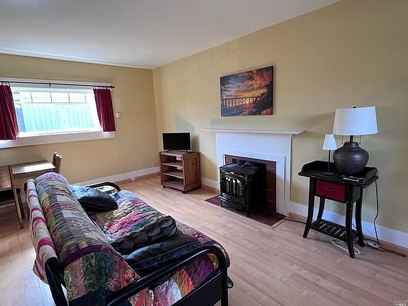 2nd image of 222 Brandon Way