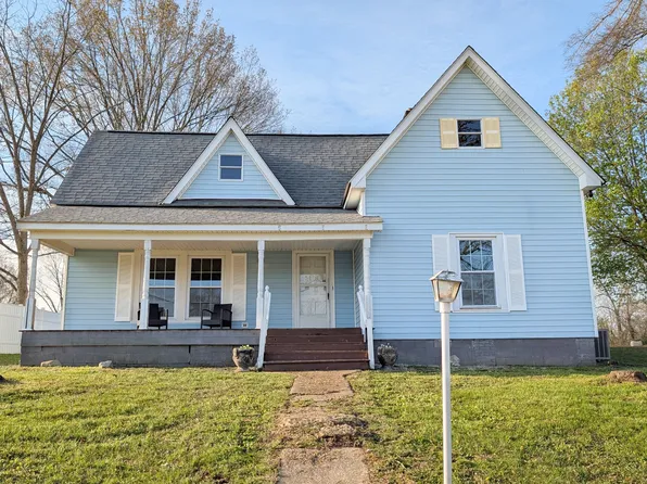 2277 Finger Leapwood Rd, Finger, TN 38334