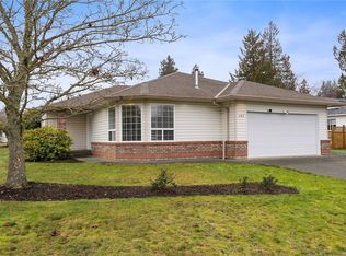 107 Acacia St S, Parksville, BC V9P 1H4