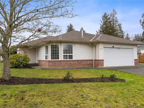 107 Acacia St S, Parksville, BC V9P 1H4