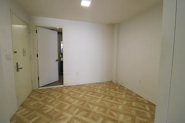 Rented by Akam Sales and Brokerage | media 10