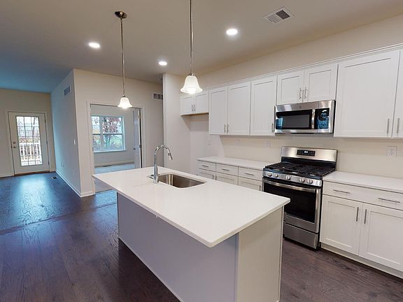 Reserve Inglewood II Kitchen