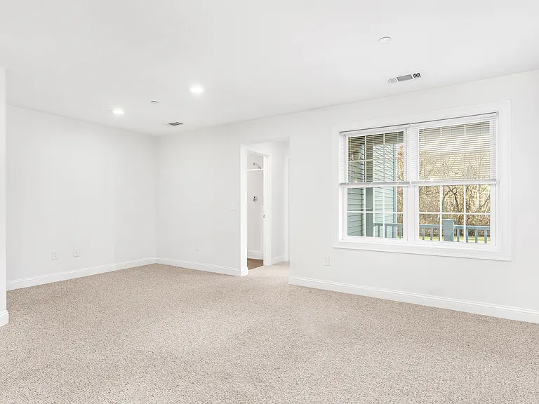 80 Saw Mill Dr — Photo 7
