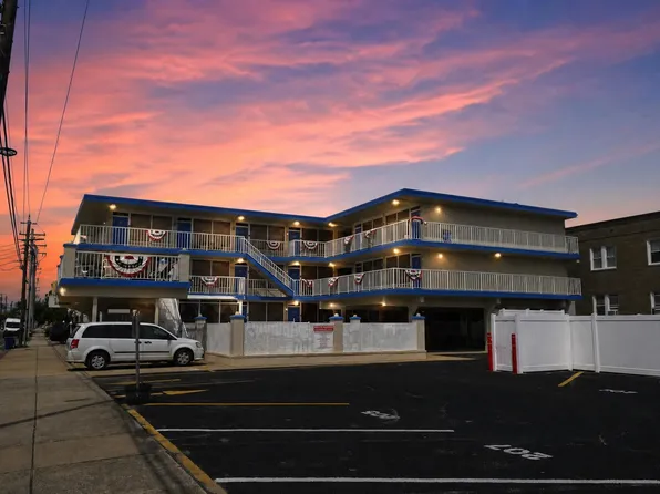 3110 Atlantic Ave #205, Wildwood, NJ 08260