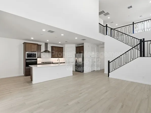 7404 W Buckhorn Trl, Peoria, AZ 85383