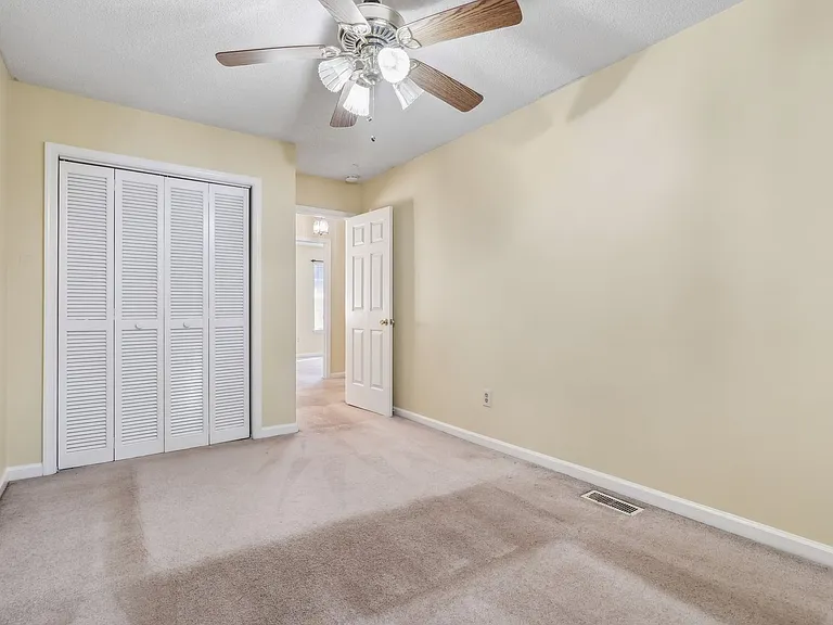 5417 Mary Ln — Photo 13