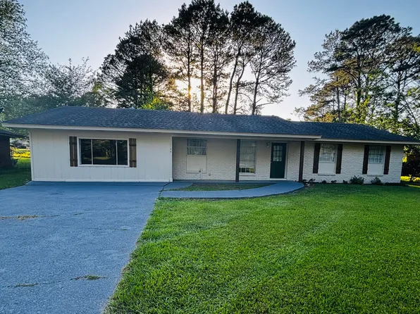 1124 Smith Ln, Monticello, MS 39654