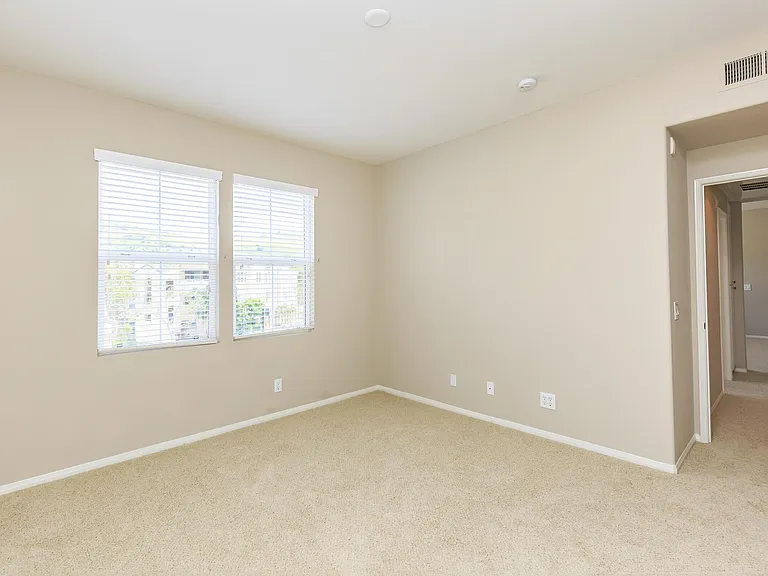 Laurel Terrace Apartment Homes — Photo 44