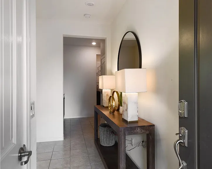 7075 Montecito Ln — Photo 5