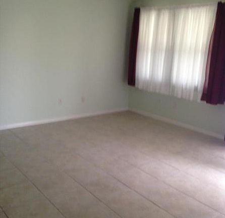 3rd image of 2616 SE 19th Ct #204-B